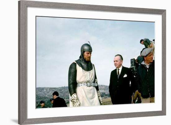 EL CID, 1961 directed by ANTHONY MANN On the set, Charlton Heston with Samuel Bronston (producer) a-null-Framed Photo