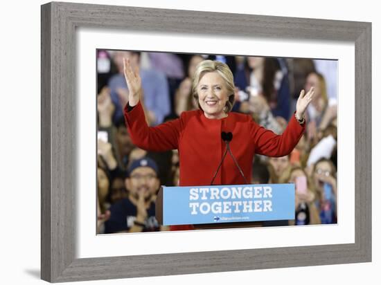 Election 2016 Clinton-Gerry Broome-Framed Photographic Print