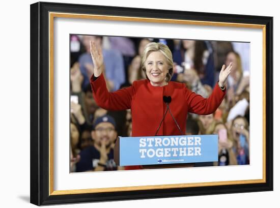 Election 2016 Clinton-Gerry Broome-Framed Photographic Print