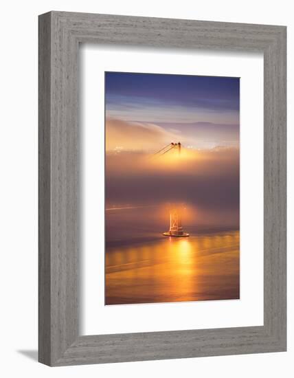 Elegant Gold, Ethereal Bridge, Golden Gate, San Francisco-Vincent James-Framed Photographic Print