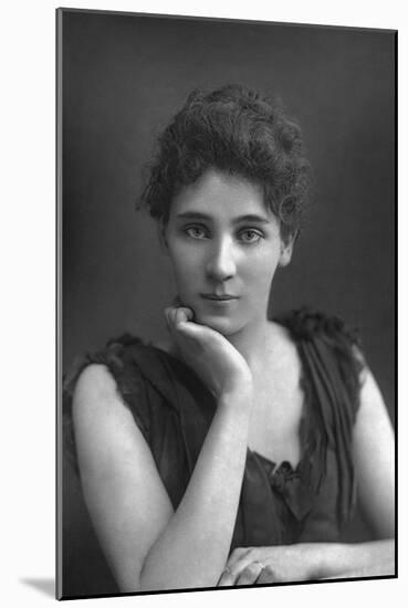 Elizabeth Robins (1862-195), American Actress, Playwright, Novelist, and Suffragette, 1893-W&d Downey-Mounted Photographic Print