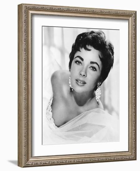 Elizabeth Taylor, 1954-null-Framed Photo