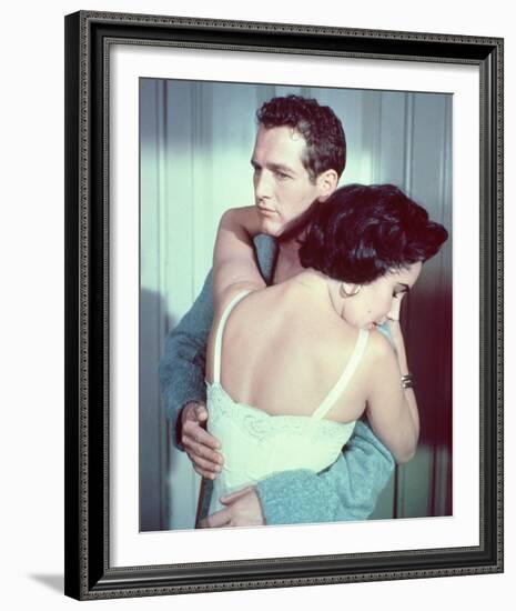 Elizabeth Taylor - Cat on a Hot Tin Roof-null-Framed Photo