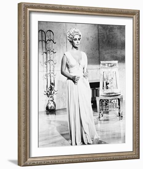 Elizabeth Taylor - Cleopatra-null-Framed Photo