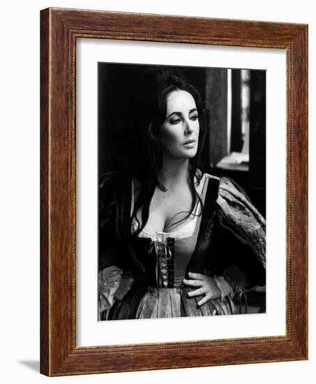 Elizabeth Taylor in 'The Taming of the Shrew'-null-Framed Photo