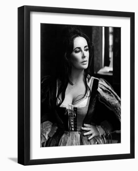 Elizabeth Taylor in 'The Taming of the Shrew'-null-Framed Photo