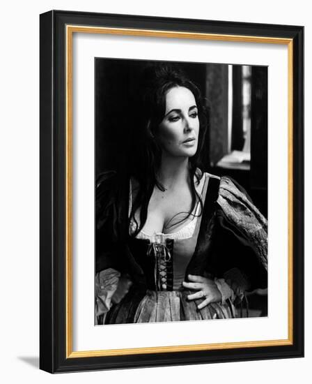 Elizabeth Taylor in 'The Taming of the Shrew'-null-Framed Photo