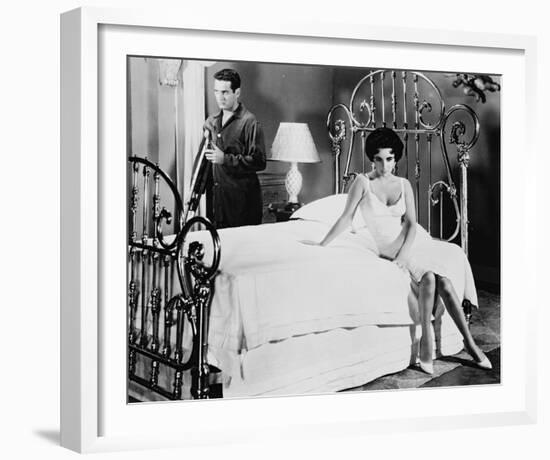 Elizabeth Taylor & Paul Newman-null-Framed Photo