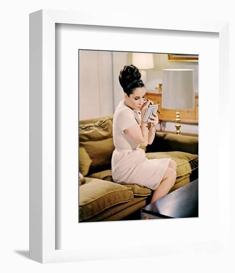 Elizabeth Taylor, The V.I.P.s (1963)-null-Framed Photo
