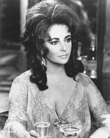 ELIZABETH TAYLOR    絵 Jack Graves III | Cleopatra (Elizabeth Taylor) (2025