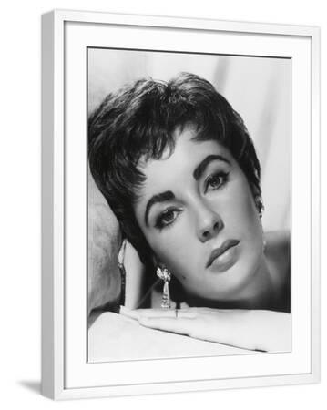Elizabeth Taylor (Photos) Black and White Photography Wall Art
