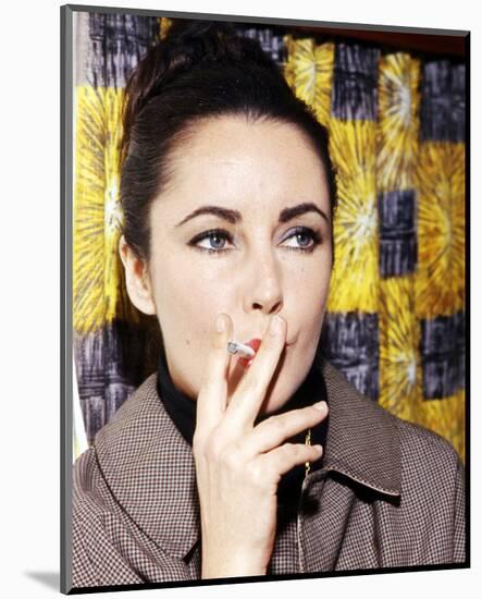 Elizabeth Taylor-null-Mounted Photo