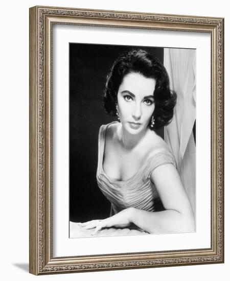 Elizabeth Taylor-null-Framed Photographic Print