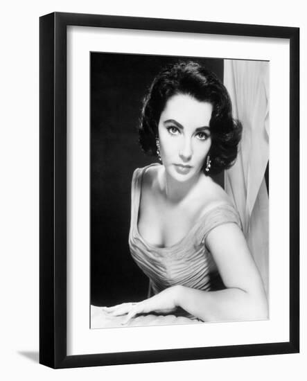 Elizabeth Taylor--Framed Photographic Print