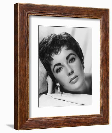 Elizabeth Taylor-null-Framed Photographic Print