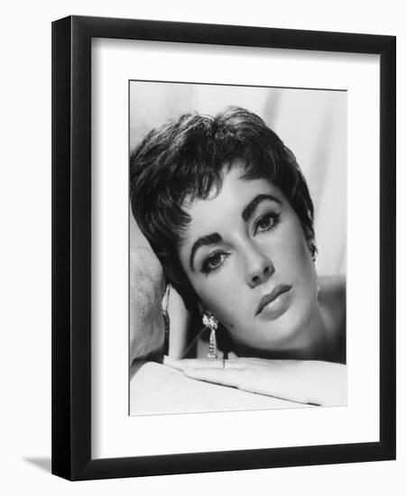 Elizabeth Taylor--Framed Photographic Print