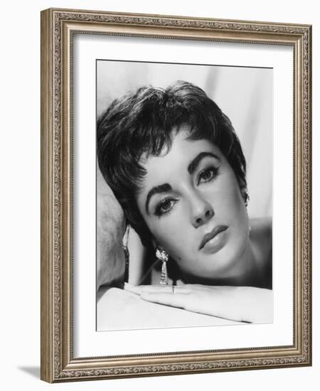 Elizabeth Taylor-null-Framed Photographic Print