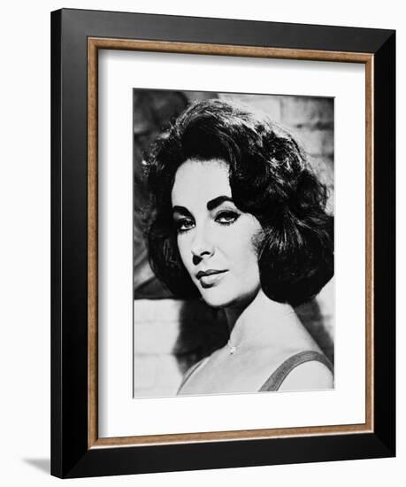 Elizabeth Taylor-null-Framed Premium Giclee Print