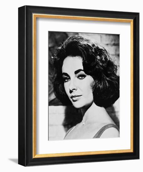 Elizabeth Taylor-null-Framed Premium Giclee Print