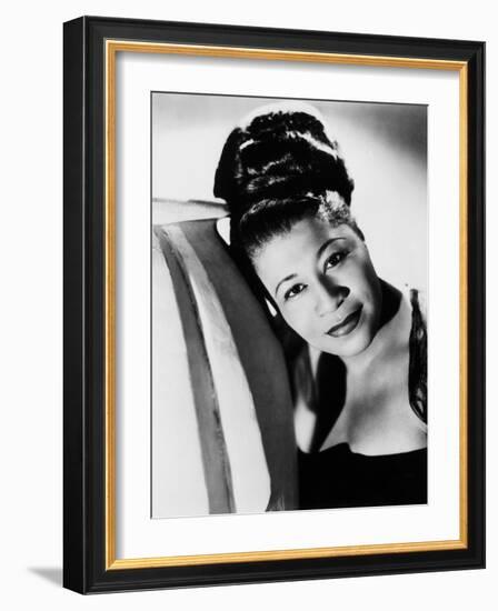 Ella Fitzgerald (1917-1996)-Maurice Seymour-Framed Giclee Print