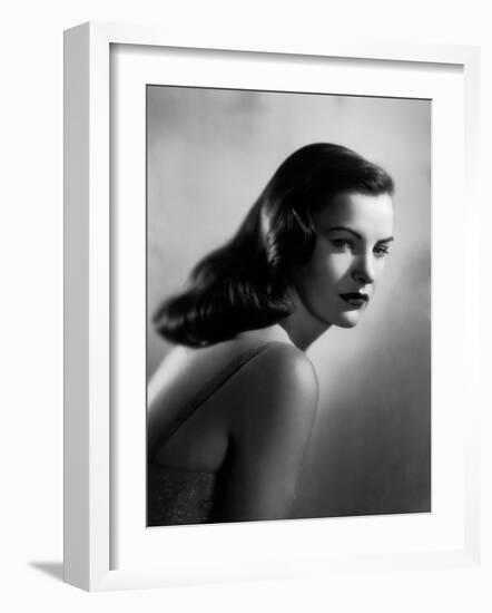 Ella Raines, 1946-null-Framed Photo