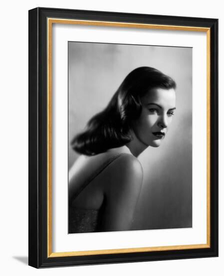 Ella Raines, 1946-null-Framed Photo