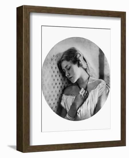 Ellen Terry (1847-1928)-Julia Margaret Cameron-Framed Giclee Print