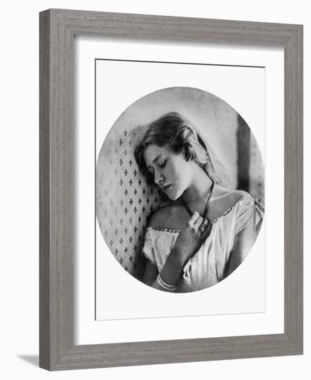 Ellen Terry (1847-1928)-Julia Margaret Cameron-Framed Giclee Print