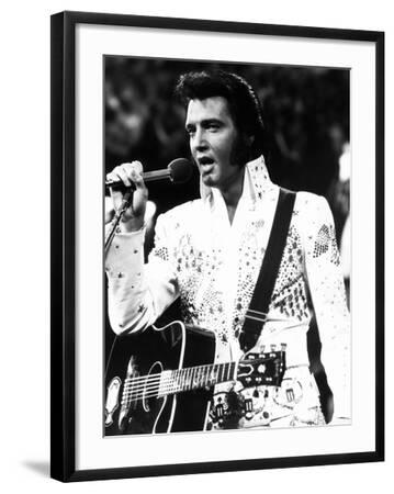 Biggsports Elvis Presley Aloha from Hawaii Music & Memories Framed Photo 