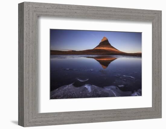 Embrace-Bragi Ingibergsson --Framed Photographic Print