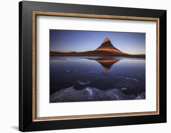 Embrace-Bragi Ingibergsson --Framed Photographic Print