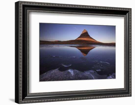 Embrace-Bragi Ingibergsson --Framed Photographic Print