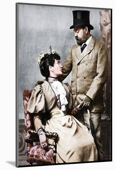 'Emile Zola and Jeanne Rozerat', c1890, (1939)-Pierre Petit-Mounted Photographic Print