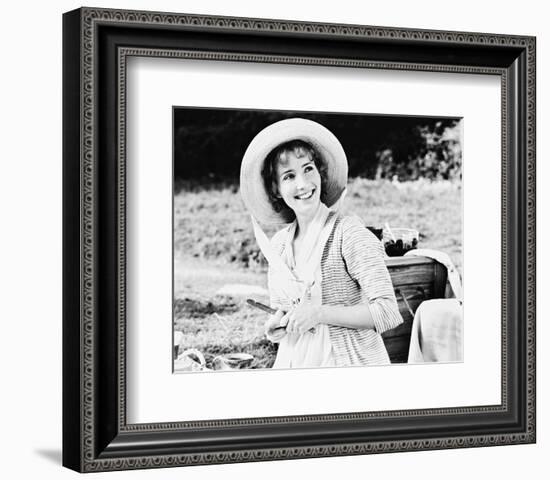 Emma Thompson - Sense and Sensibility-null-Framed Photo