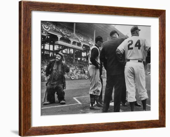 Emmet Kelly at Dodgers Game as Pirates Player Dick Groat and Dodger Manager Walter Alston confer-Yale Joel-Framed Premium Photographic Print