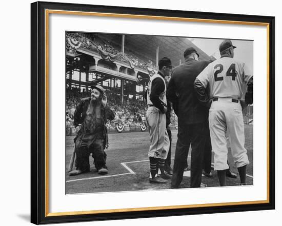 Emmet Kelly at Dodgers Game as Pirates Player Dick Groat and Dodger Manager Walter Alston confer-Yale Joel-Framed Premium Photographic Print
