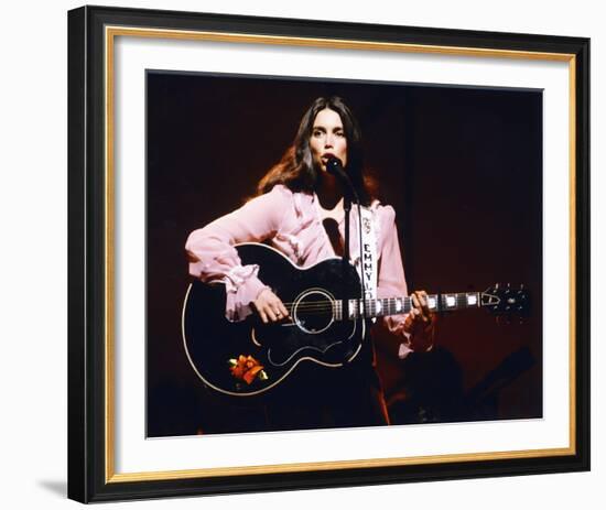 Emmylou Harris-null-Framed Photo