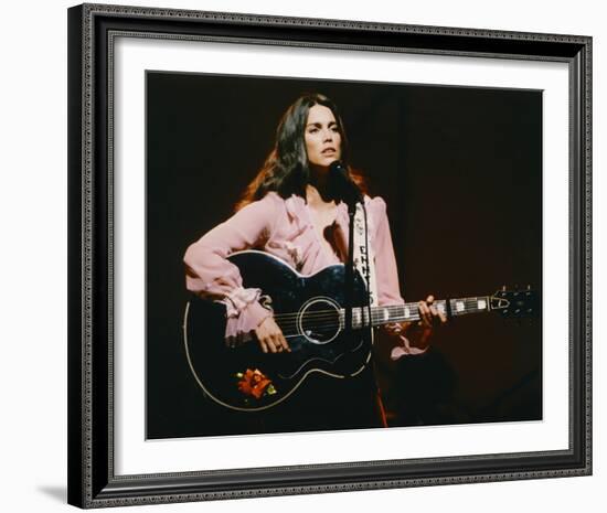 Emmylou Harris-null-Framed Photo