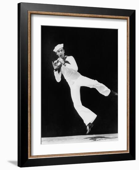 En Suivant La Flotte Follow the Fleet De Marksandrich Avec Fred Astaire, 1936-null-Framed Photo