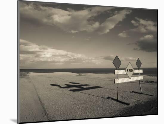End Road Sign in Desert, Salton Sea, Salton City, Imperial County, California, USA-null-Mounted Photographic Print