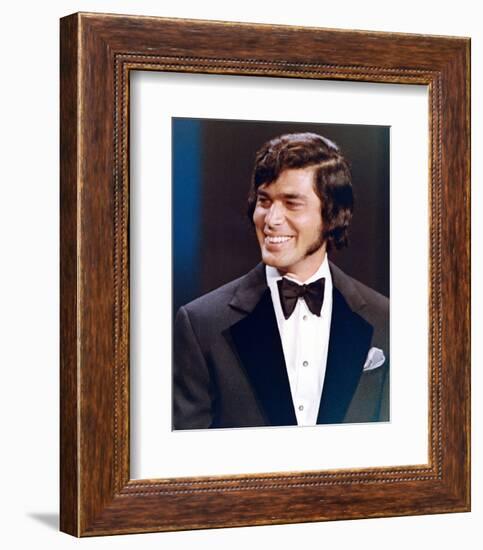 Engelbert Humperdinck-null-Framed Photo