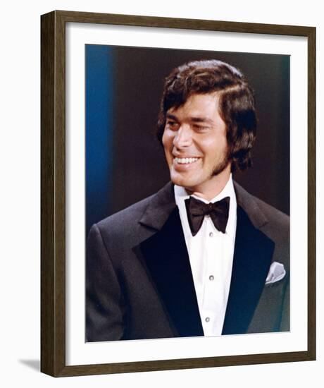 Engelbert Humperdinck-null-Framed Photo