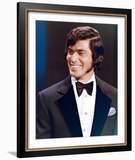 Engelbert Humperdinck-null-Framed Photo