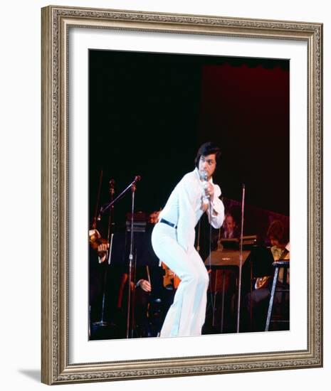 Engelbert Humperdinck-null-Framed Photo