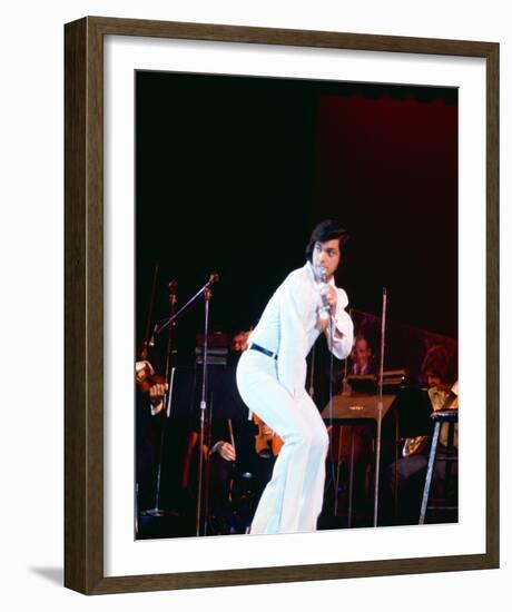 Engelbert Humperdinck-null-Framed Photo