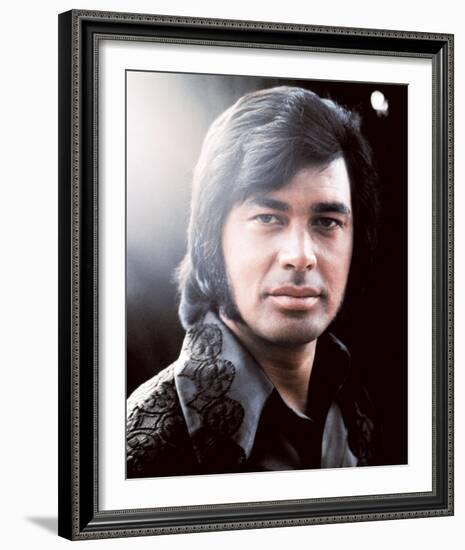 Engelbert Humperdinck-null-Framed Photo