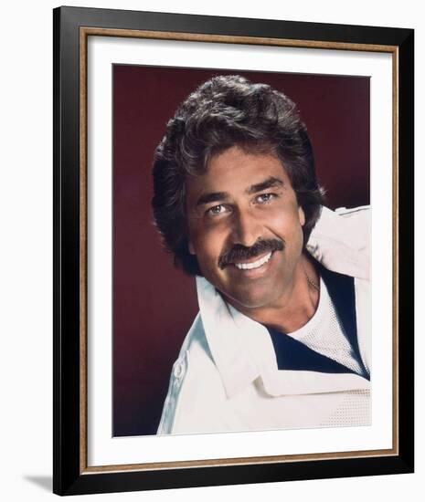 Engelbert Humperdinck-null-Framed Photo