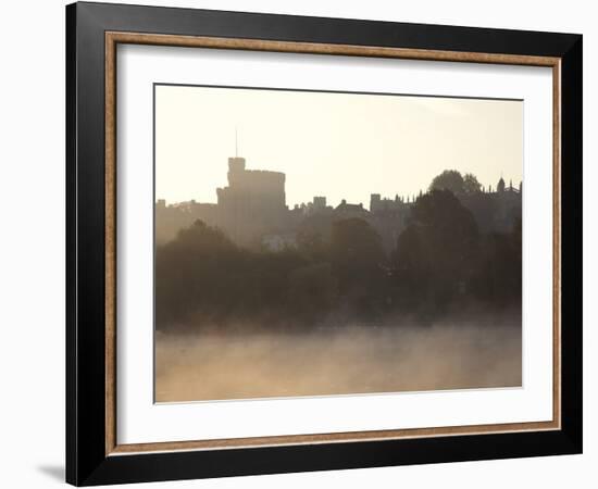 England, Berkshire, Windsor, Windsor Castle and River Thames at Dawn-Steve Vidler-Framed Photographic Print