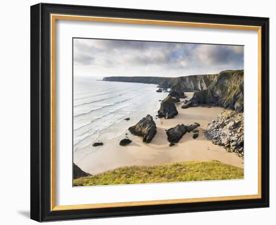 England, Cornwall, Bedruthan Steps, Coast, Sandy Beach, Rocks, Sea-Dietmar Walser-Framed Photographic Print