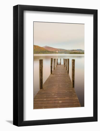 England, Cumbria, Lake District, Derwentwater, Wooden Jetty-Steve Vidler-Framed Photographic Print